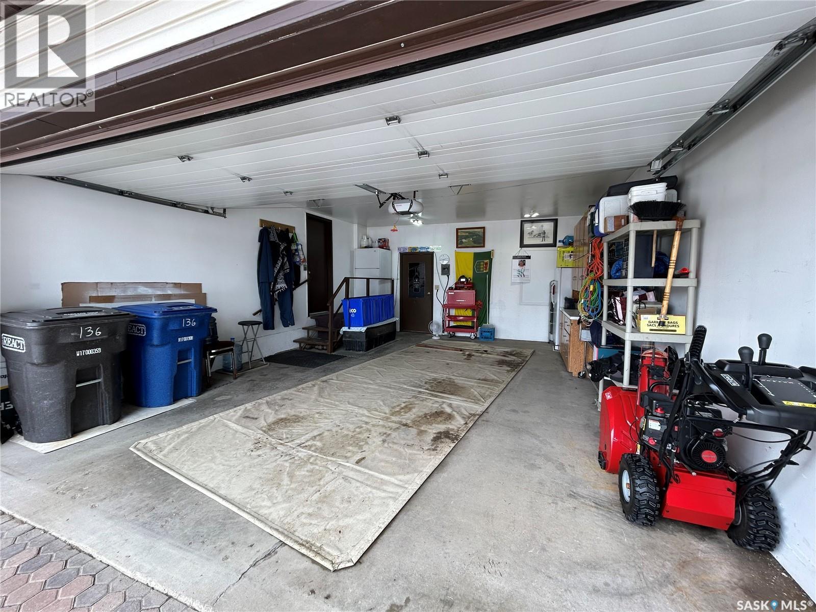 136 6th Street, Humboldt, Saskatchewan  S0K 2A0 - Photo 44 - SK033067