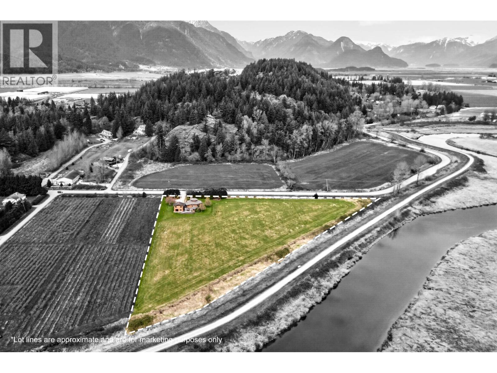 20066 Mcneil Road, Pitt Meadows, British Columbia  V3Y 1Z1 - Photo 13 - R3111635