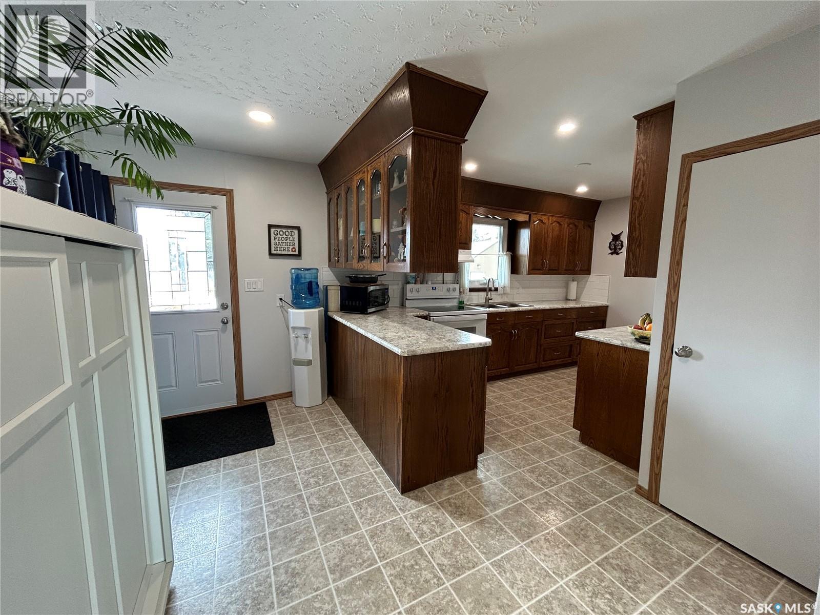 136 6th Street, Humboldt, Saskatchewan  S0K 2A0 - Photo 13 - SK033067