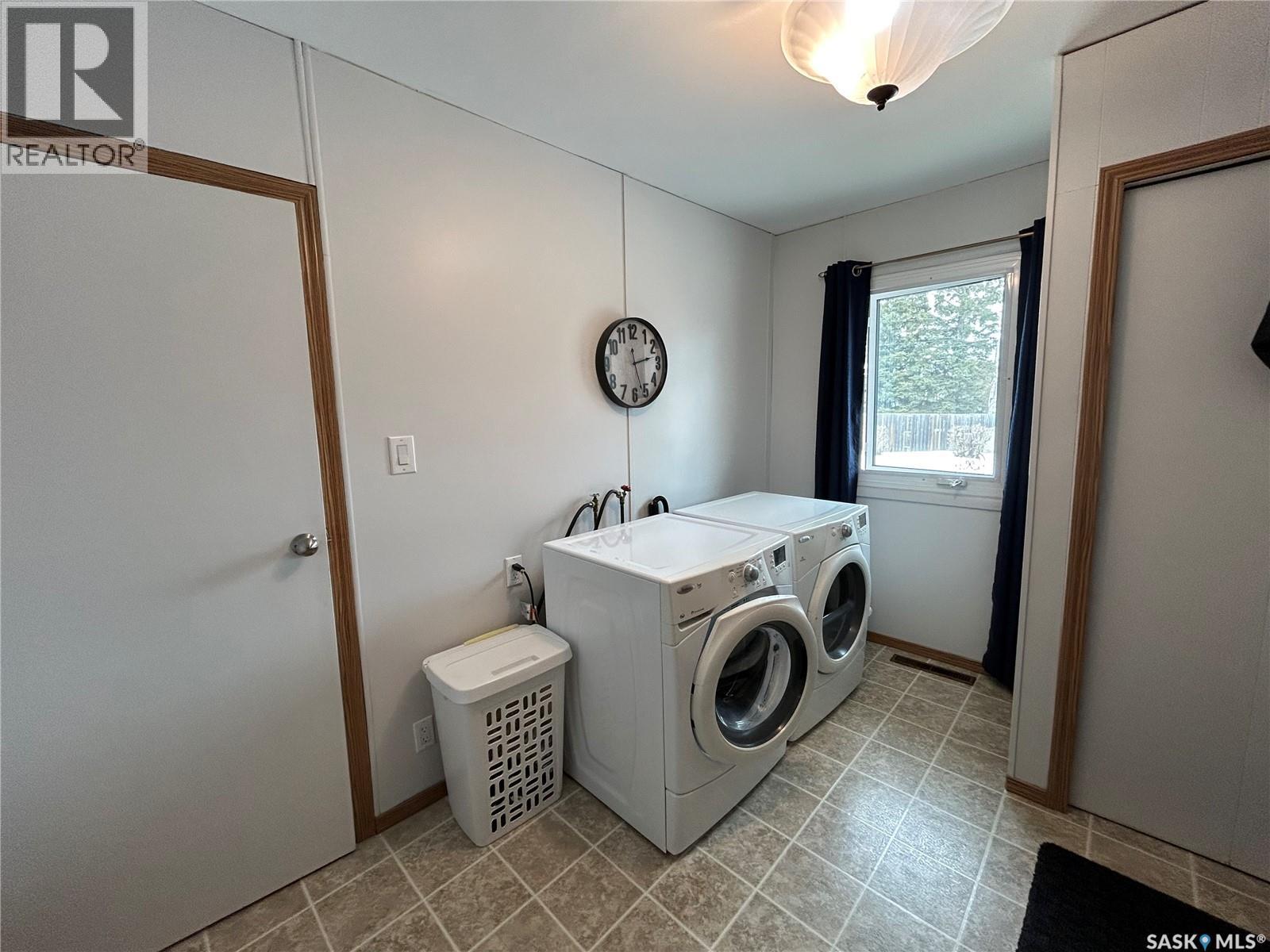 136 6th Street, Humboldt, Saskatchewan  S0K 2A0 - Photo 29 - SK033067