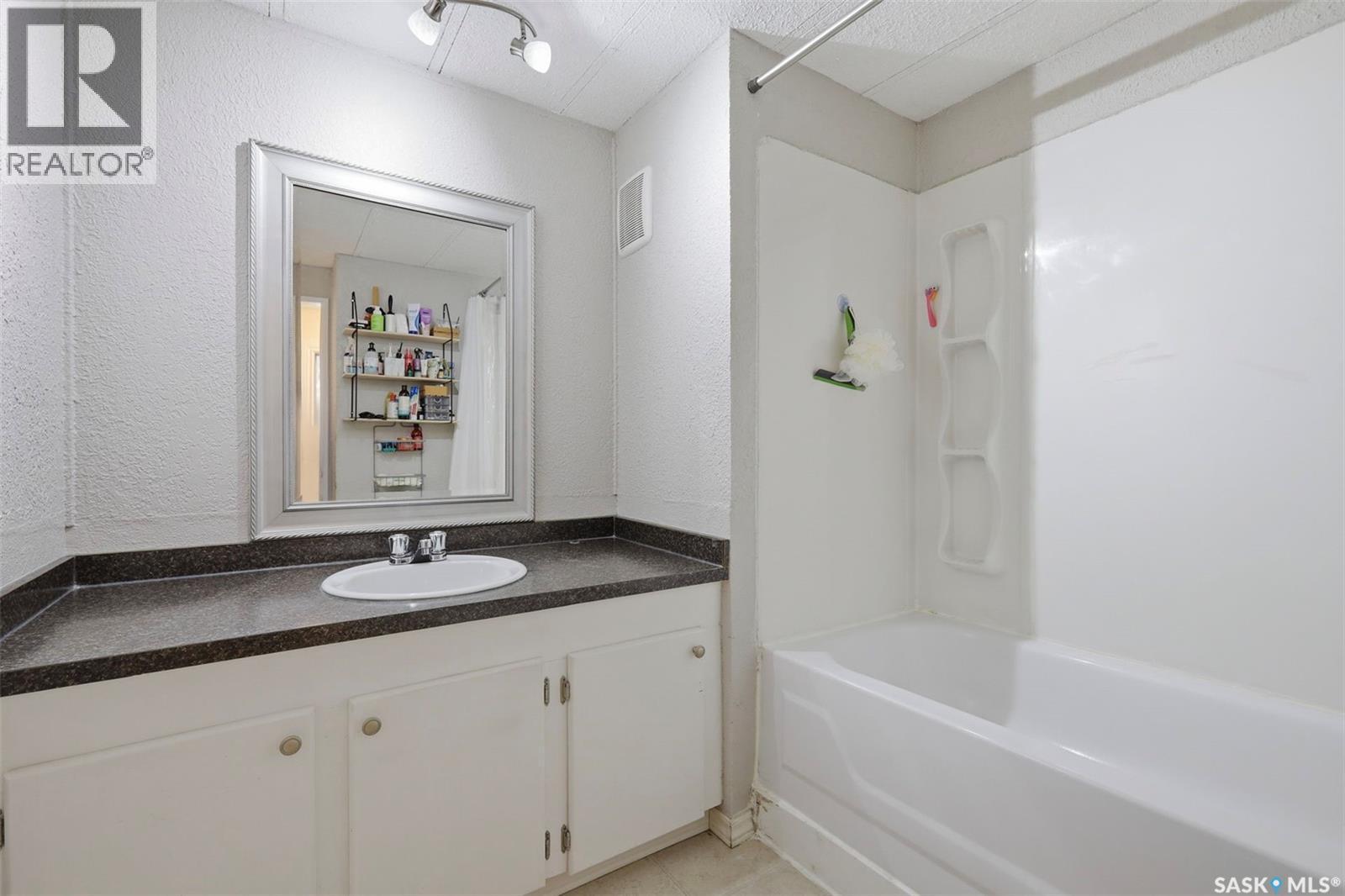 111 Leland Terrace, Saskatoon, Saskatchewan  S7H 5A1 - Photo 19 - SK033129