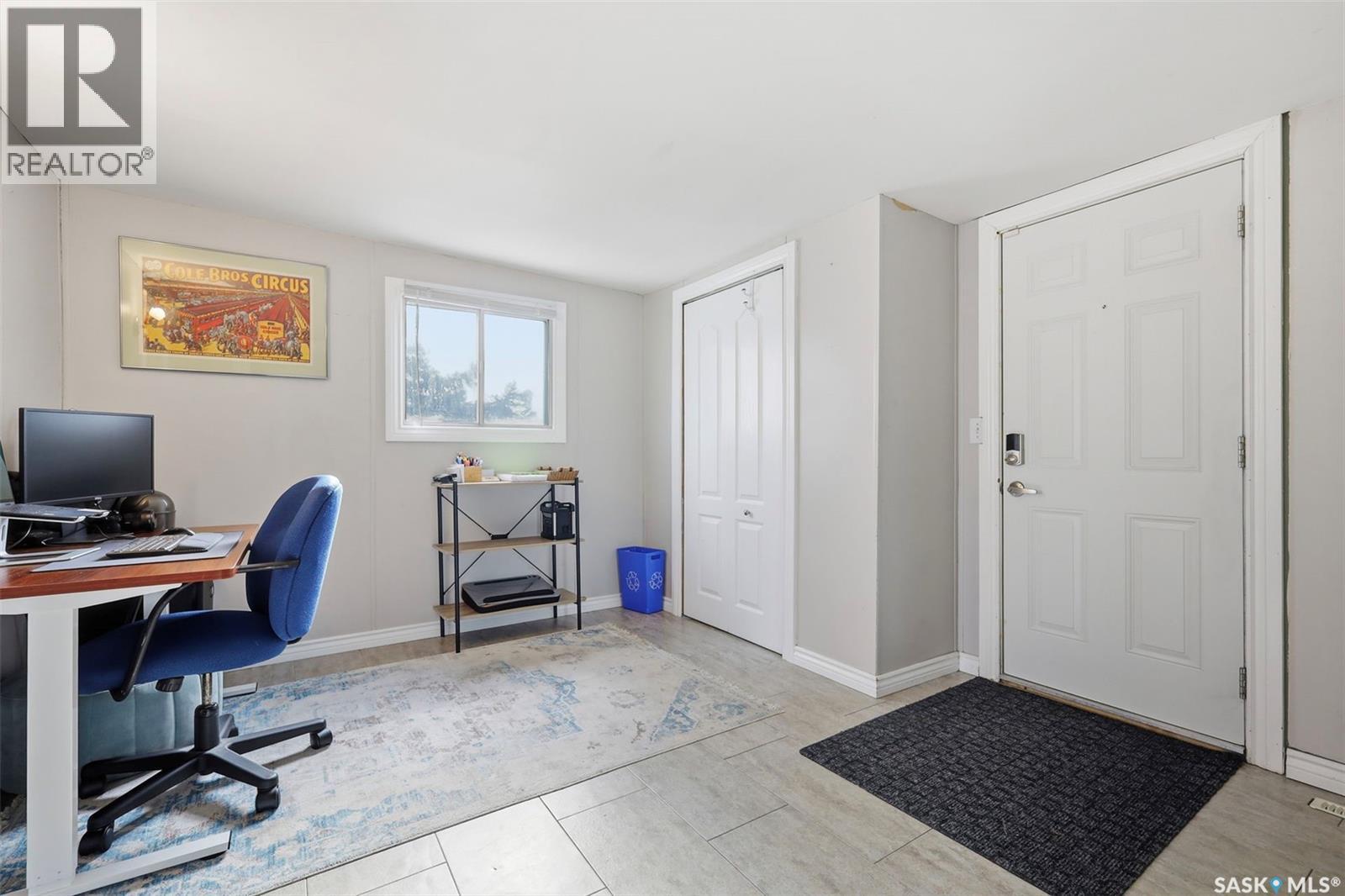 111 Leland Terrace, Saskatoon, Saskatchewan  S7H 5A1 - Photo 3 - SK033129