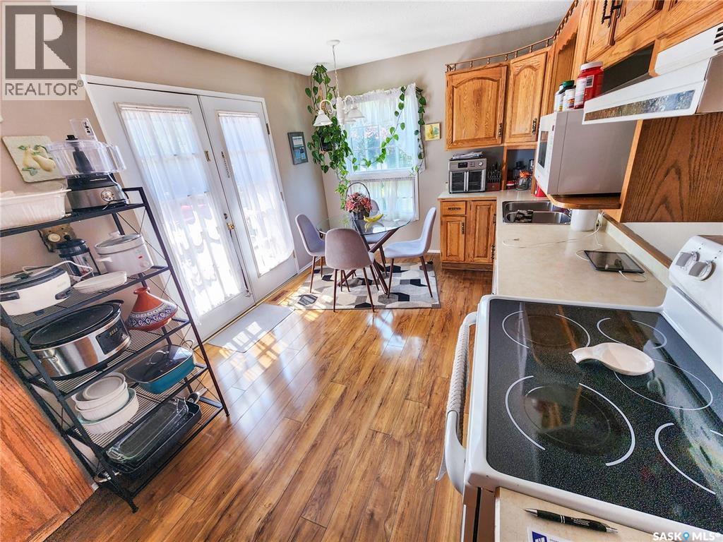 3069 Sherman Drive, Prince Albert, Saskatchewan  S6V 7H5 - Photo 13 - SK033103
