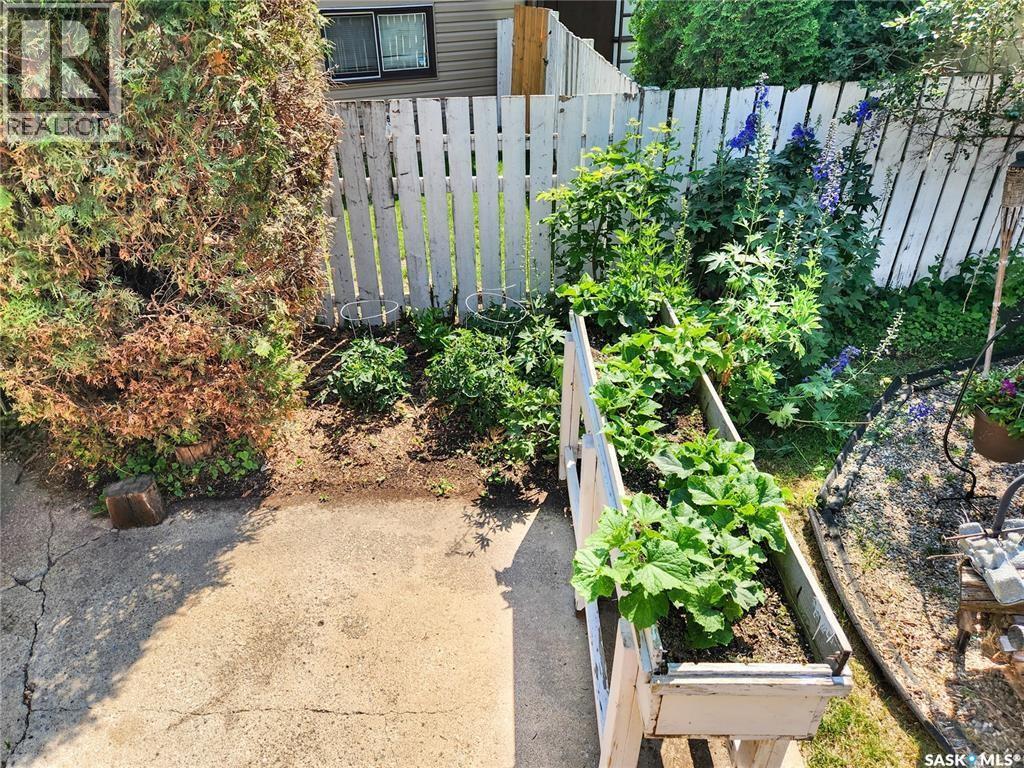 3069 Sherman Drive, Prince Albert, Saskatchewan  S6V 7H5 - Photo 32 - SK033103