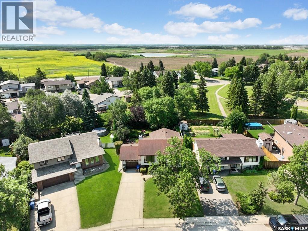 3069 Sherman Drive, Prince Albert, Saskatchewan  S6V 7H5 - Photo 4 - SK033103