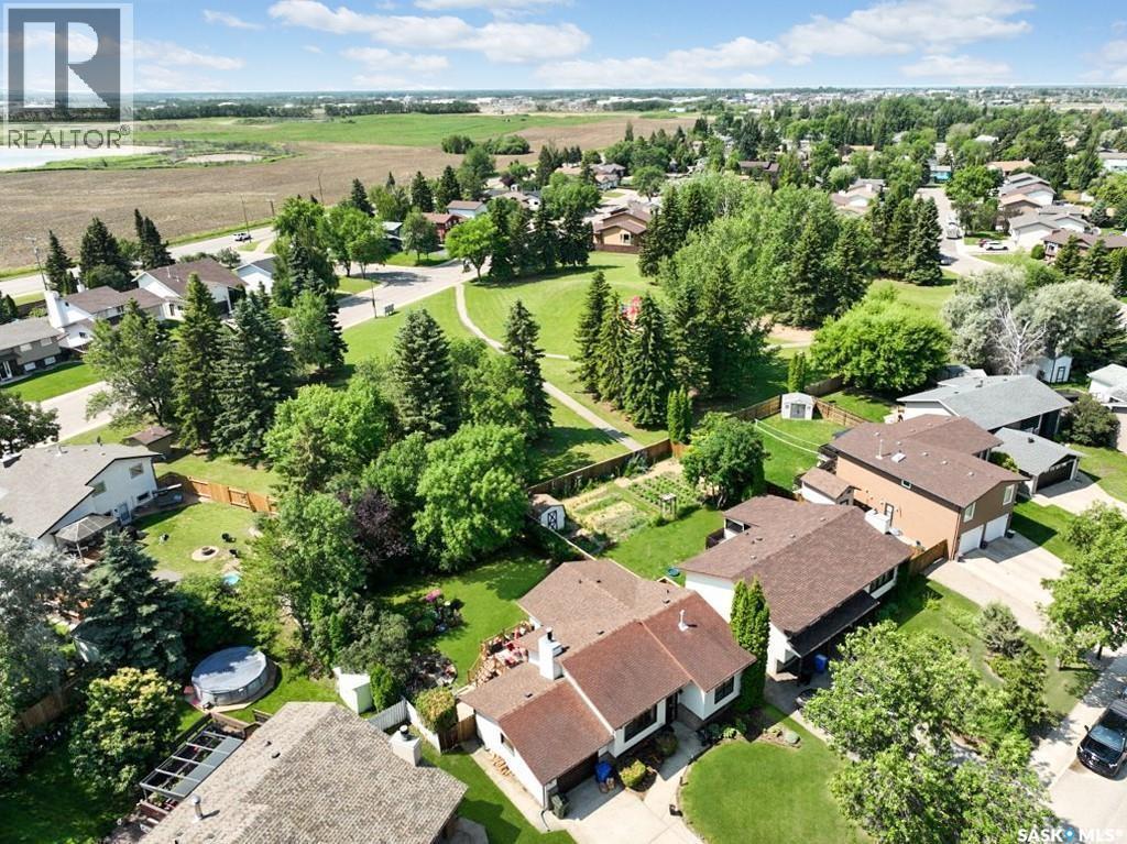 3069 Sherman Drive, Prince Albert, Saskatchewan  S6V 7H5 - Photo 5 - SK033103