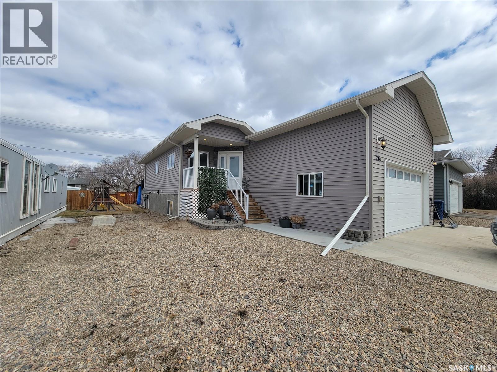 214 1st Avenue W, Maidstone, Saskatchewan  S0M 1M0 - Photo 37 - SK033063