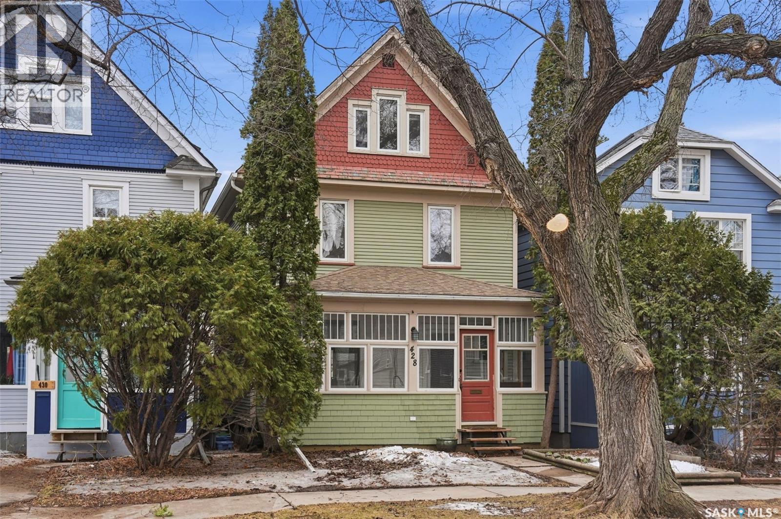 428 6th Street E, Saskatoon, Saskatchewan  S7H 1B8 - Photo 1 - SK032894