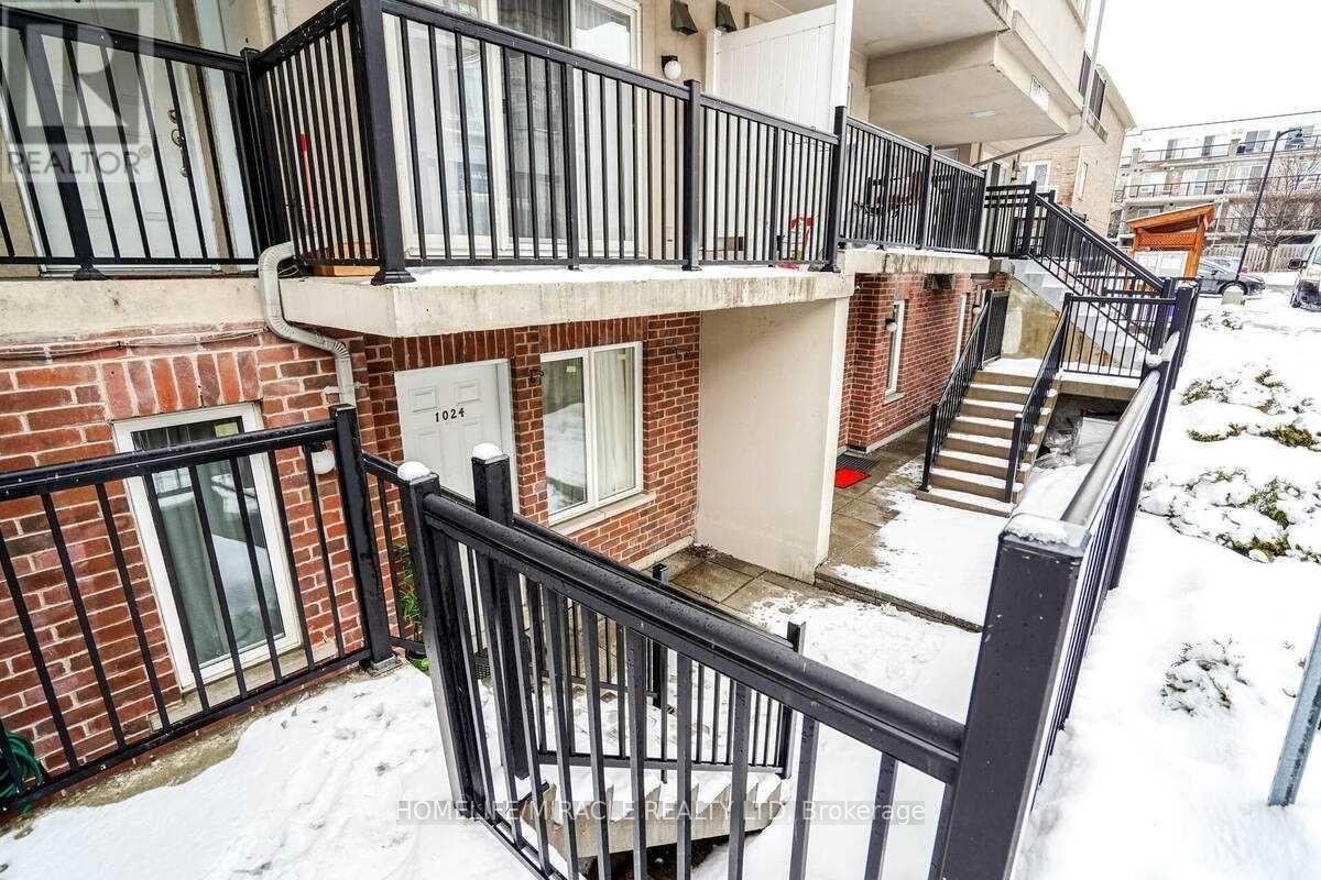 1024 - 3047 Finch Avenue W, Toronto, Ontario  M9M 0A5 - Photo 4 - W13008480