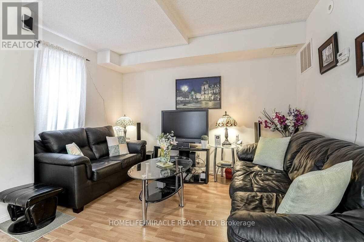 1024 - 3047 Finch Avenue W, Toronto, Ontario  M9M 0A5 - Photo 7 - W13008480