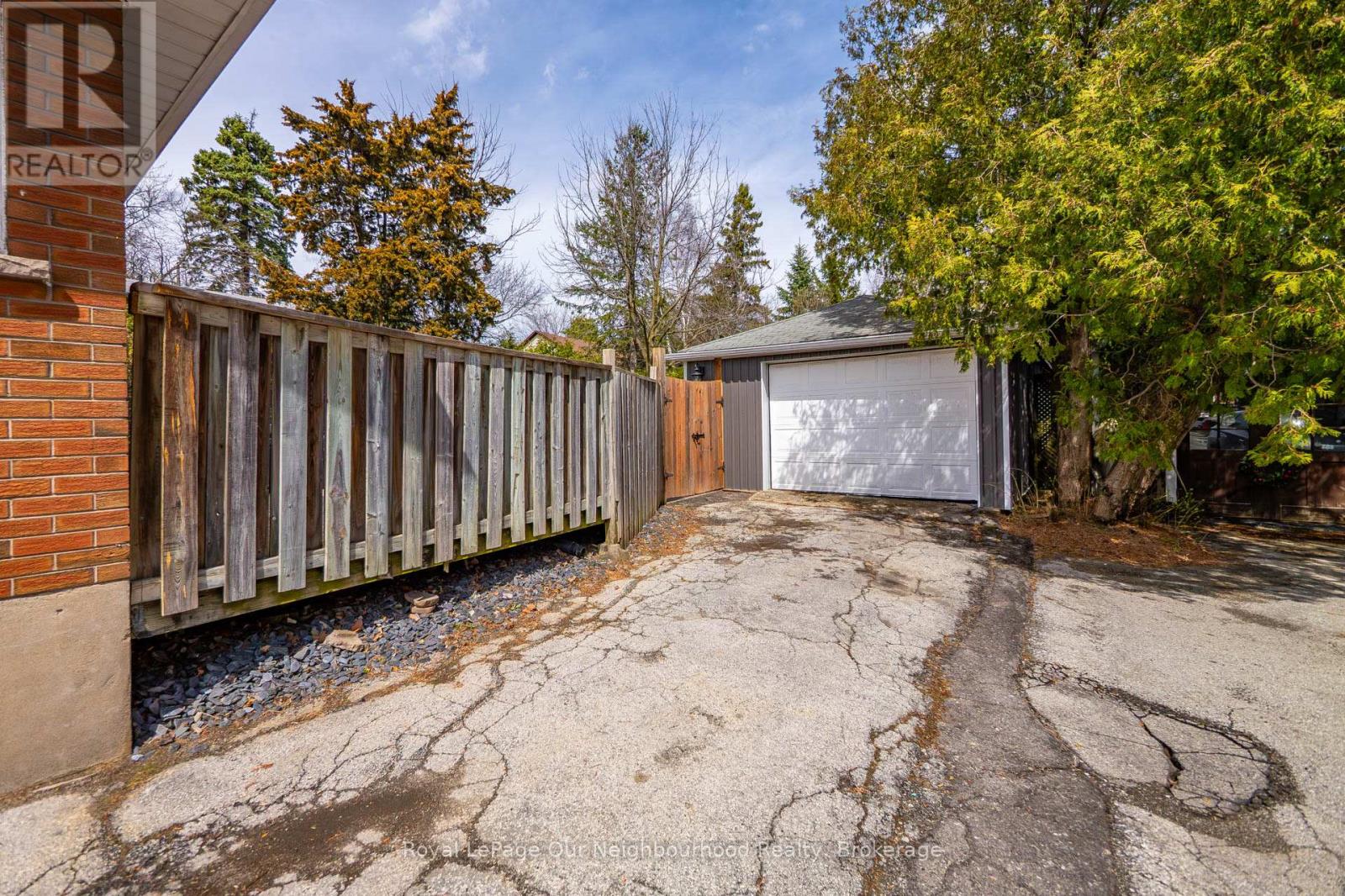 45 Main Street N, Milton, Ontario  L0P 1B0 - Photo 5 - W13008494