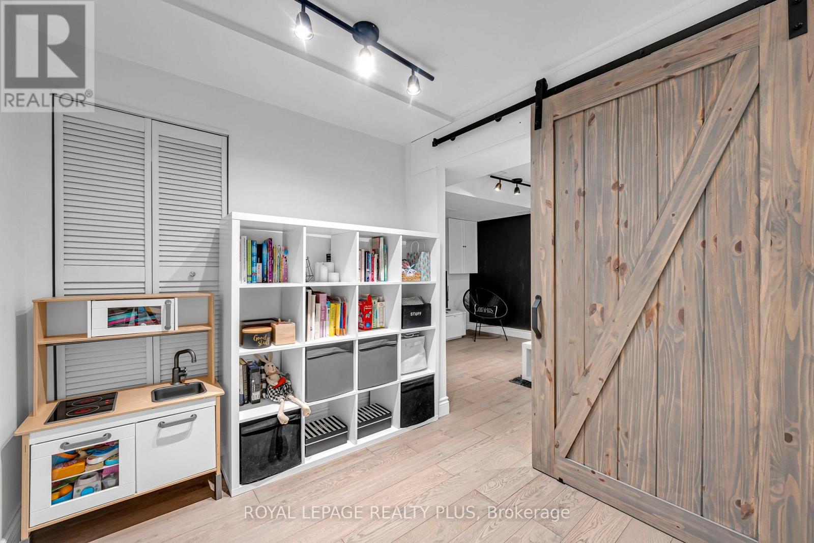 20 - 1755 Rathburn Road E, Mississauga, Ontario  L4E 2M8 - Photo 38 - W13008496