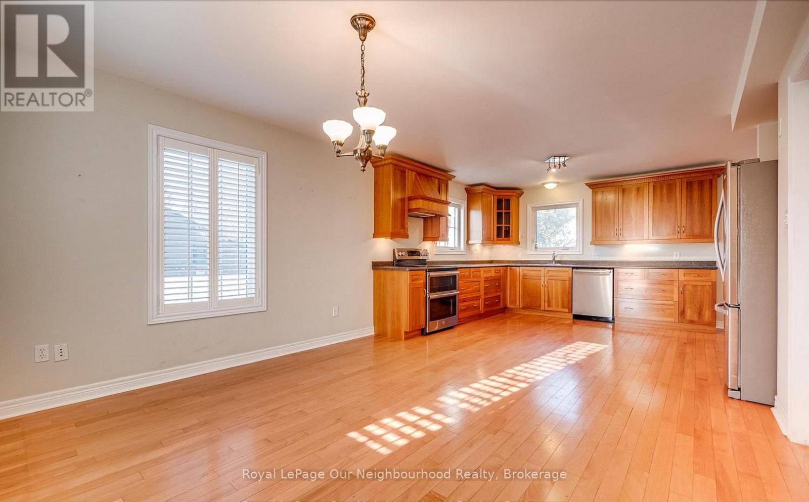 51 Main Street N, Milton, Ontario  L0P 1B0 - Photo 11 - W13008502