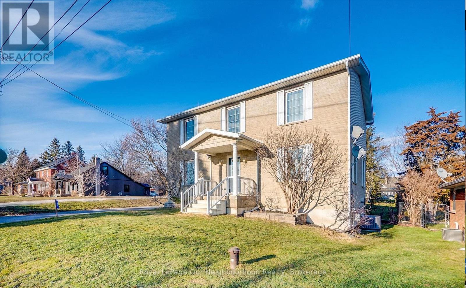 51 Main Street N, Milton, Ontario  L0P 1B0 - Photo 2 - W13008502