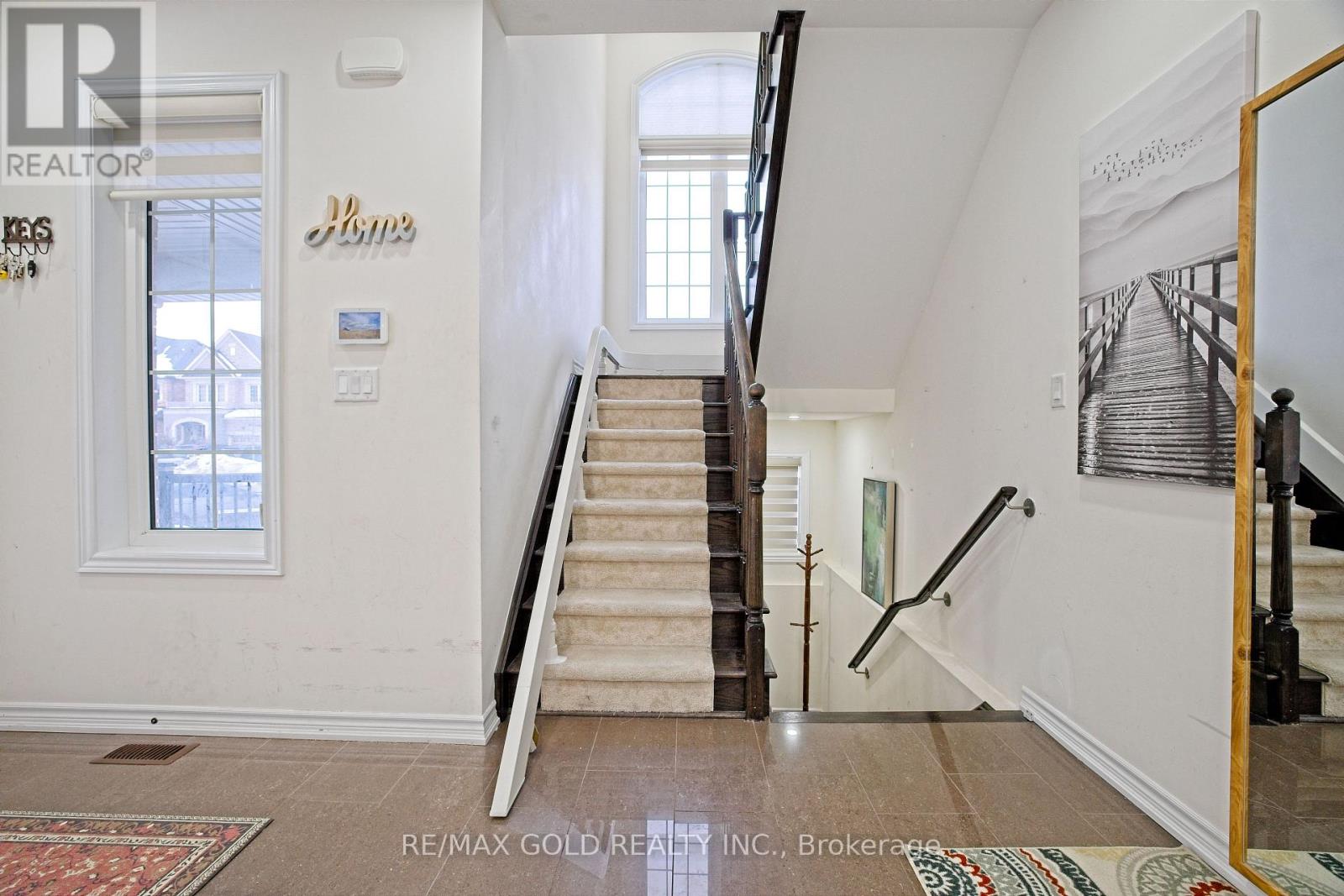 27 Brentwick Drive, Brampton, Ontario  L6X 5G1 - Photo 12 - W13008506