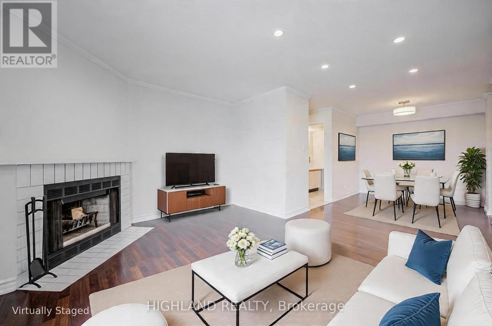 1033 - 95 Trailwood Drive, Mississauga, Ontario  L4Z 3L2 - Photo 3 - W13008522