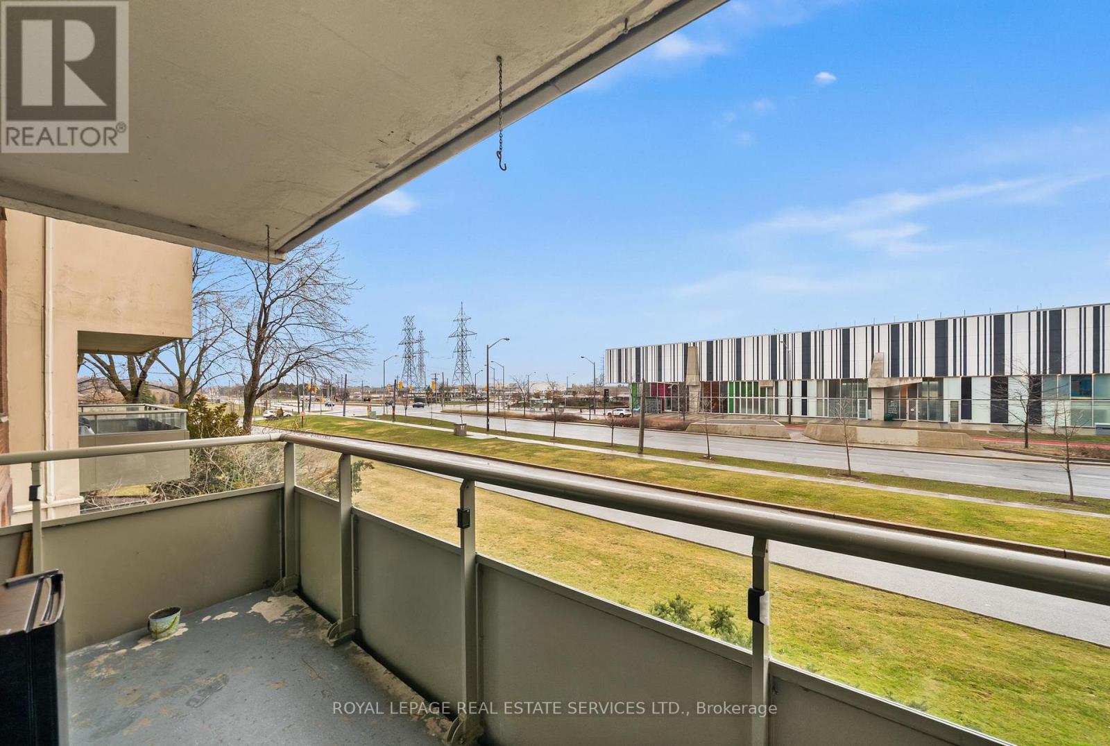 211 - 1 Four Winds Drive, Toronto, Ontario  M3J 2T1 - Photo 20 - W13008536