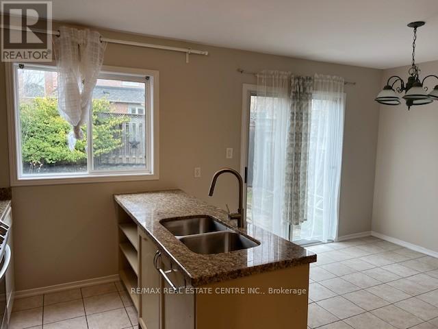 2103 Shady Glen Road, Oakville, Ontario  L6M 3P1 - Photo 11 - W13008548