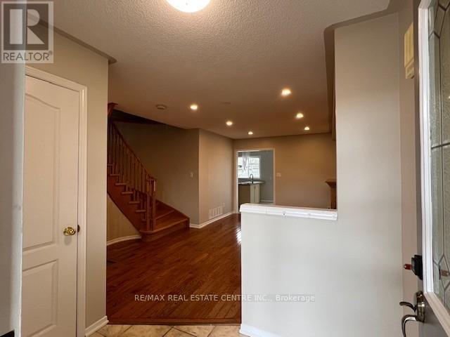 2103 Shady Glen Road, Oakville, Ontario  L6M 3P1 - Photo 4 - W13008548