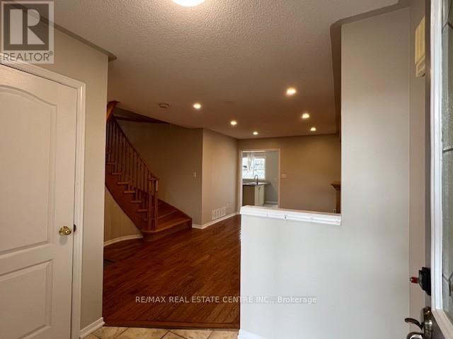 2103 Shady Glen Road, Oakville, Ontario  L6M 3P1 - Photo 5 - W13008548