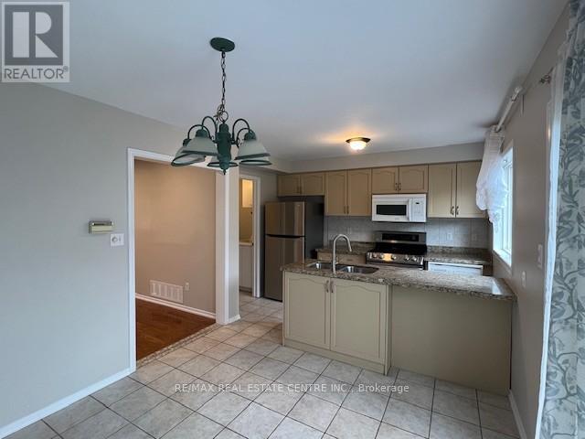 2103 Shady Glen Road, Oakville, Ontario  L6M 3P1 - Photo 9 - W13008548