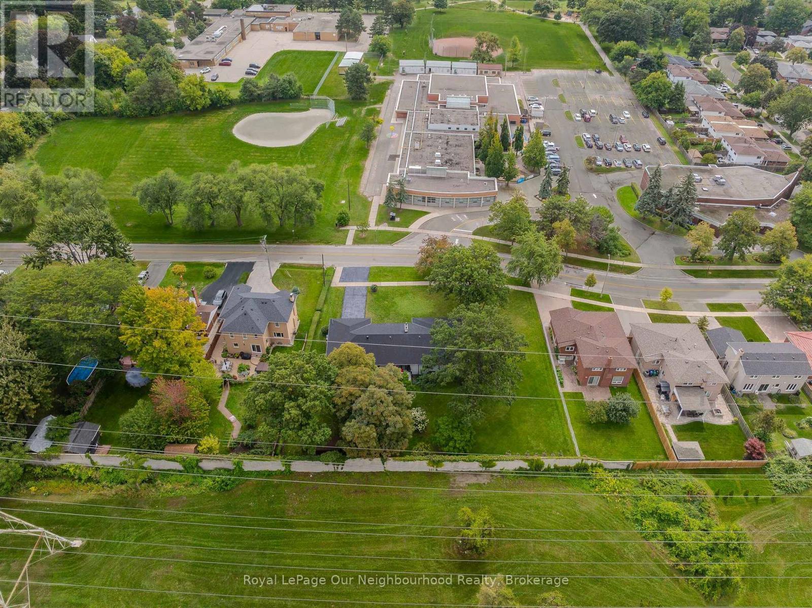 1253 Melton Drive, Mississauga, Ontario  L4Y 1L6 - Photo 10 - W13008582