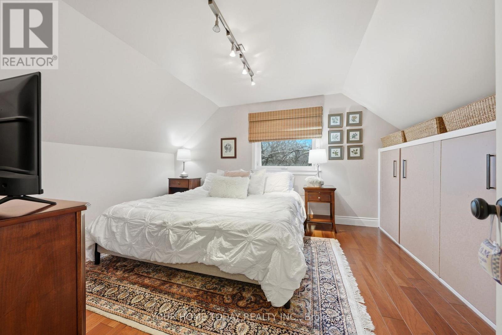 36 Queen Street, Halton Hills, Ontario  L7G 2E6 - Photo 19 - W13008614