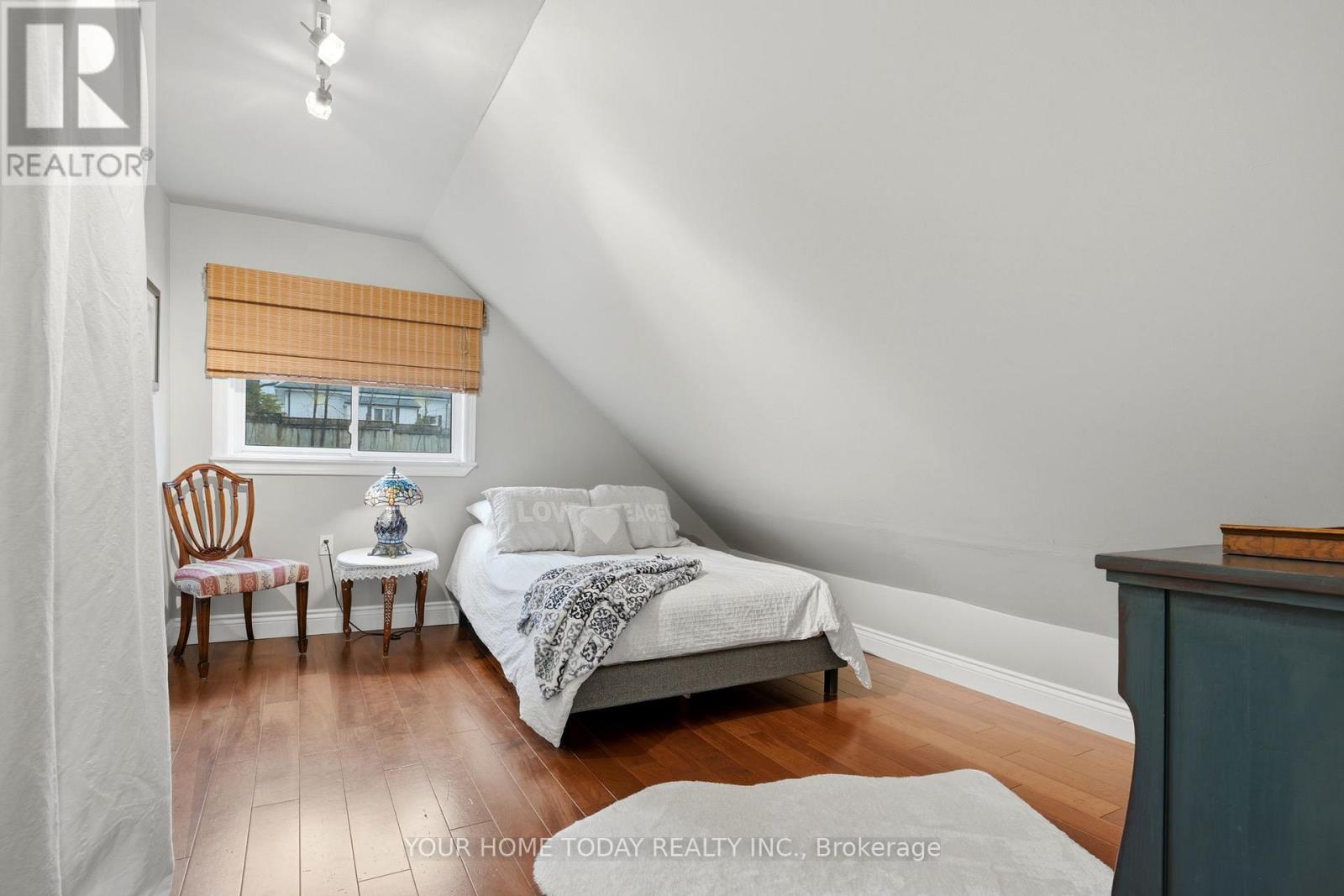 36 Queen Street, Halton Hills, Ontario  L7G 2E6 - Photo 21 - W13008614