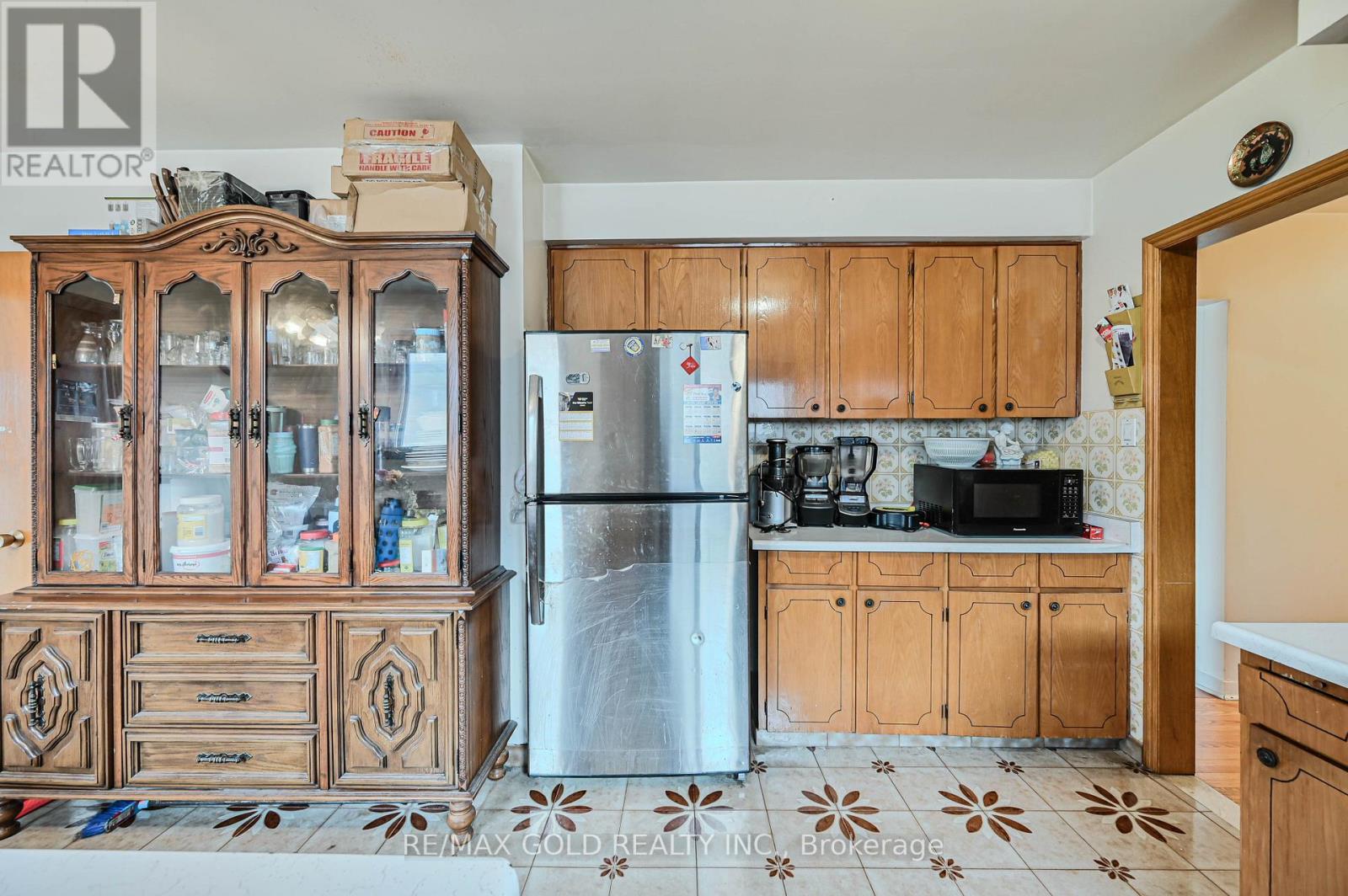 7282 Shallford Road, Mississauga, Ontario  L4T 2P7 - Photo 16 - W13008644