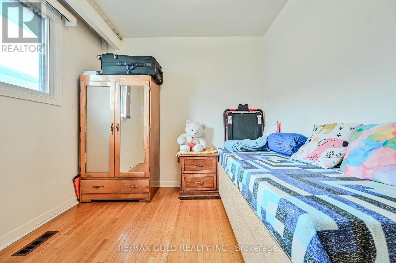 7282 Shallford Road, Mississauga, Ontario  L4T 2P7 - Photo 27 - W13008644