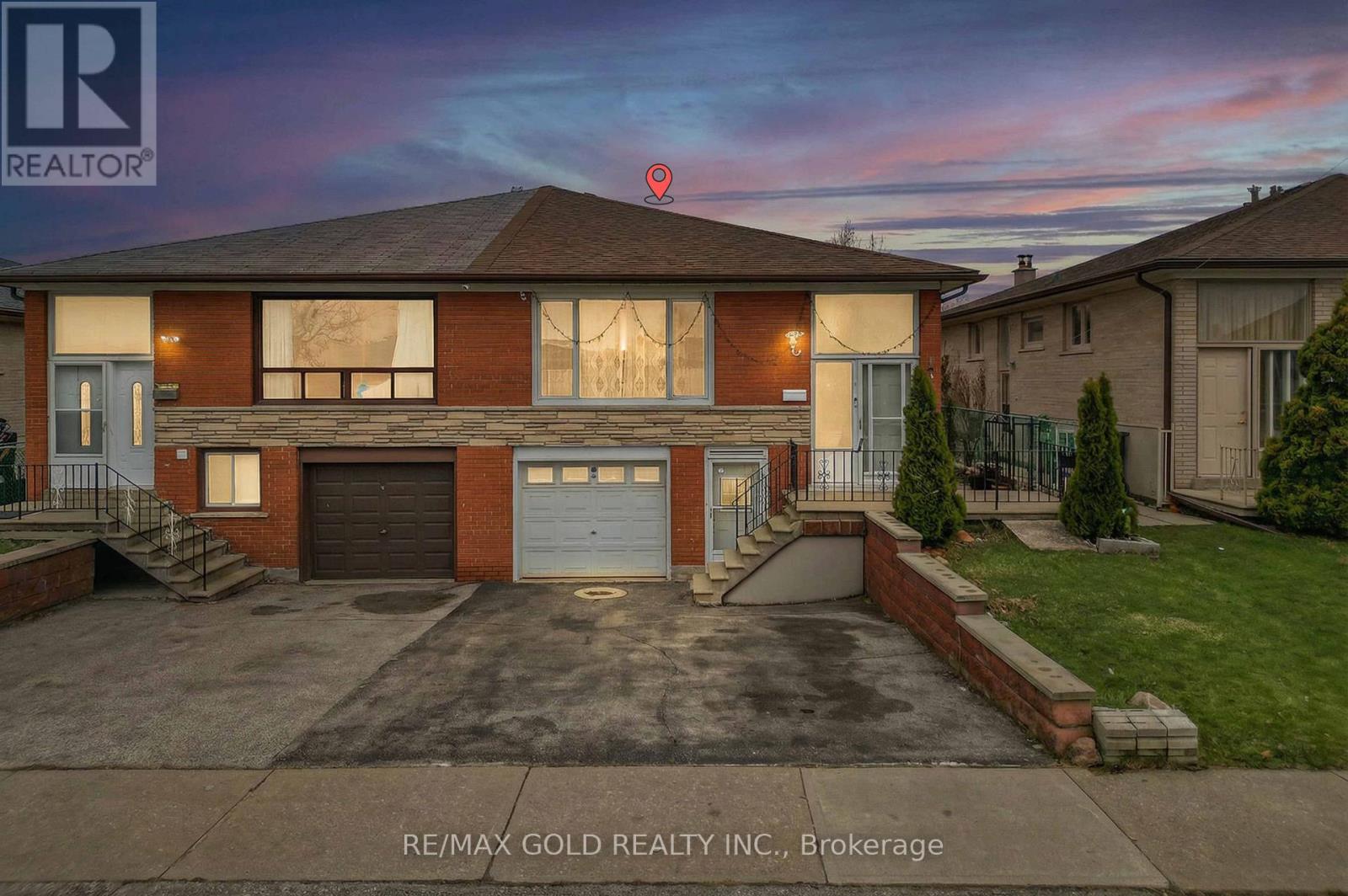 7282 Shallford Road, Mississauga, Ontario  L4T 2P7 - Photo 3 - W13008644