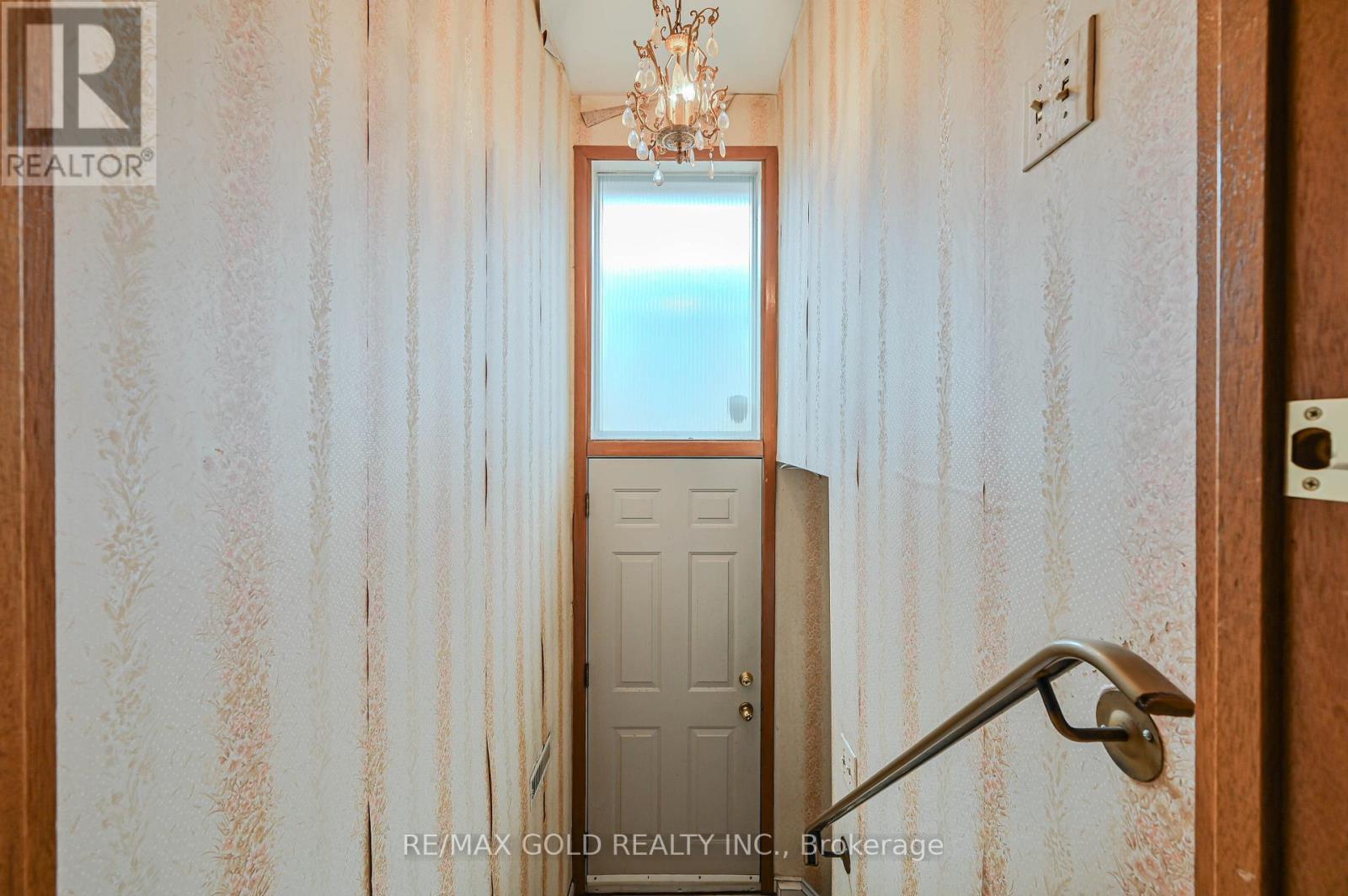 7282 Shallford Road, Mississauga, Ontario  L4T 2P7 - Photo 35 - W13008644