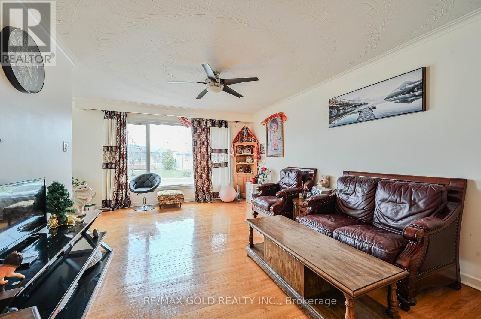 7282 Shallford Road, Mississauga, Ontario  L4T 2P7 - Photo 7 - W13008644