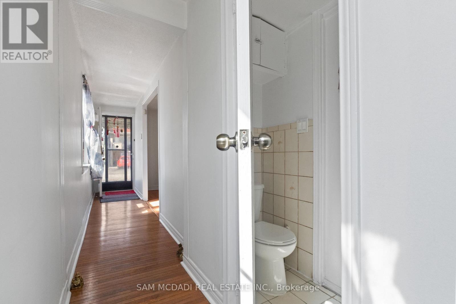 87 Dynevor Road, Toronto, Ontario  M6E 3X3 - Photo 15 - W13008654