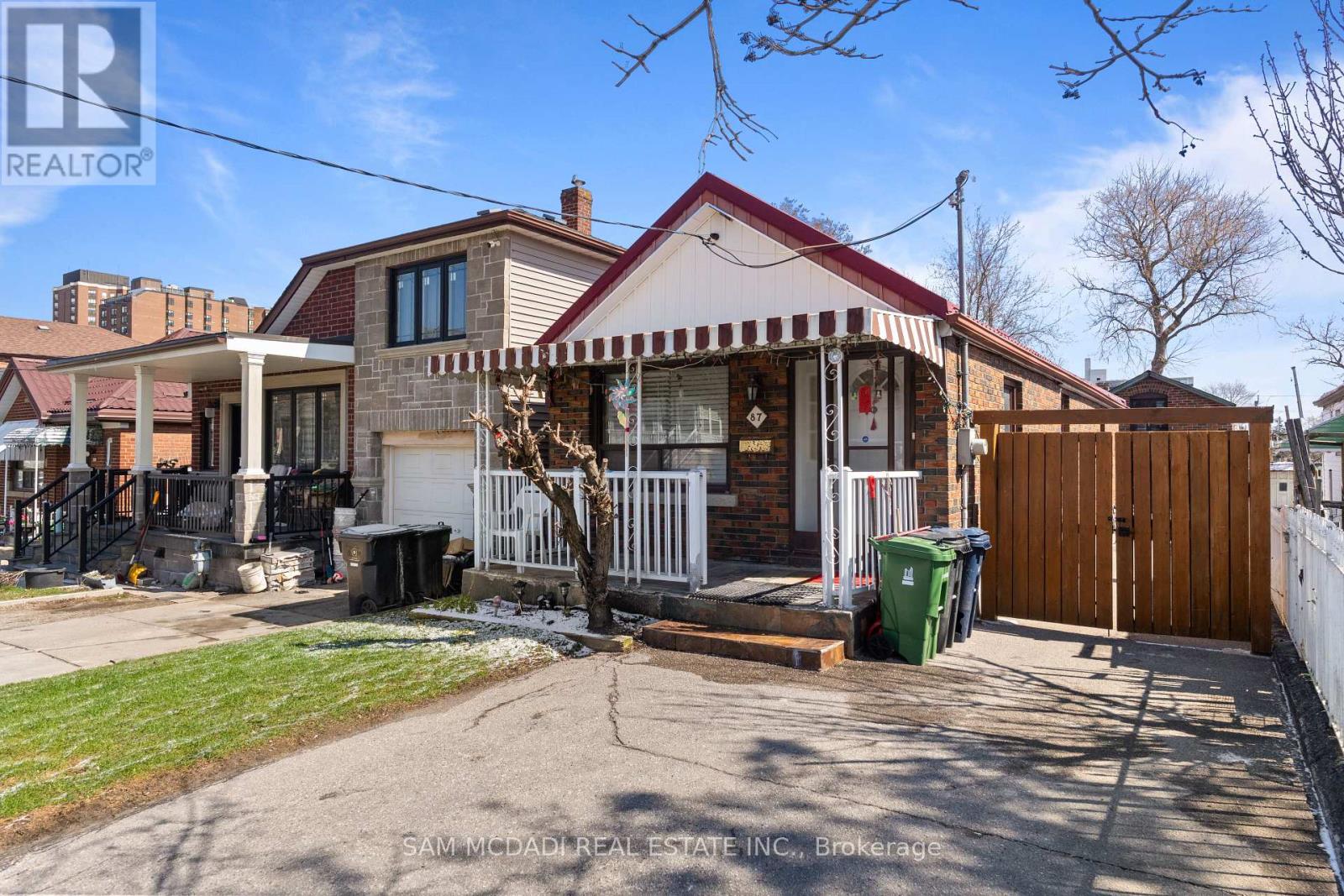 87 Dynevor Road, Toronto, Ontario  M6E 3X3 - Photo 2 - W13008654