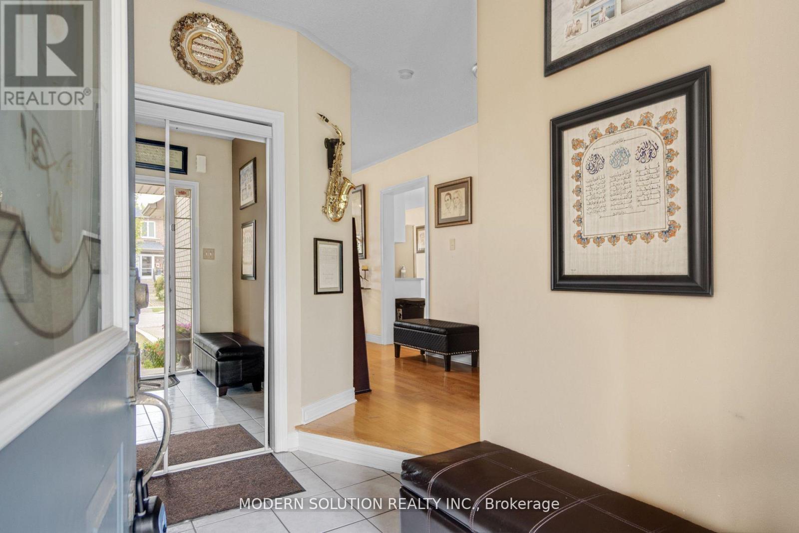 552 Wildgrass Road, Mississauga, Ontario  L5B 4H7 - Photo 7 - W13008658