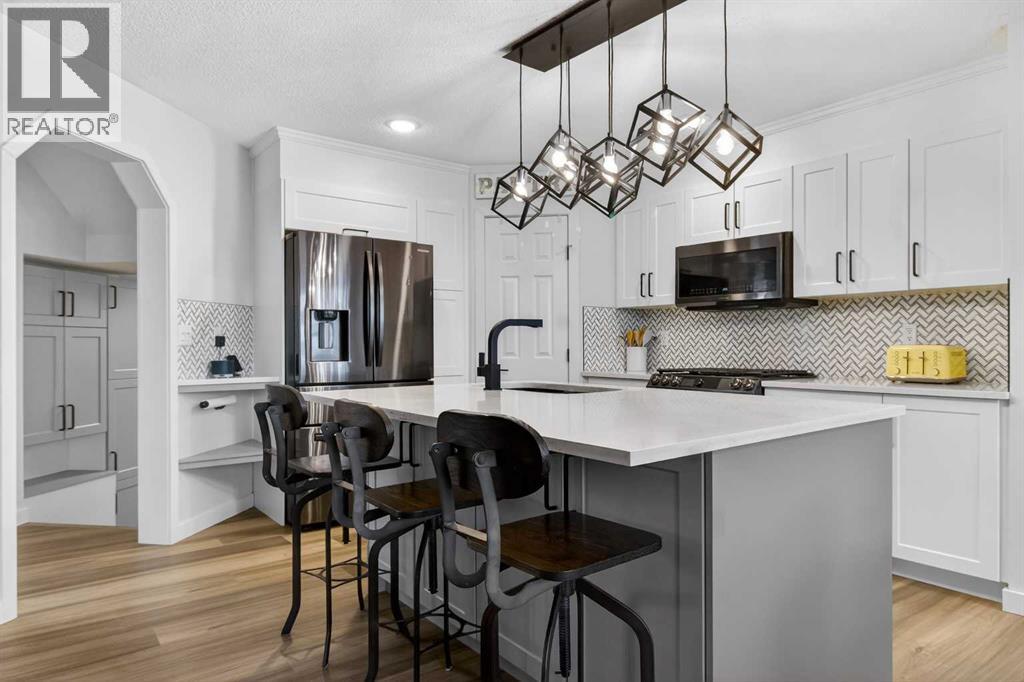 238 Mt Douglas Court Se, Calgary, Alberta  T2Z 3J8 - Photo 12 - A2299902