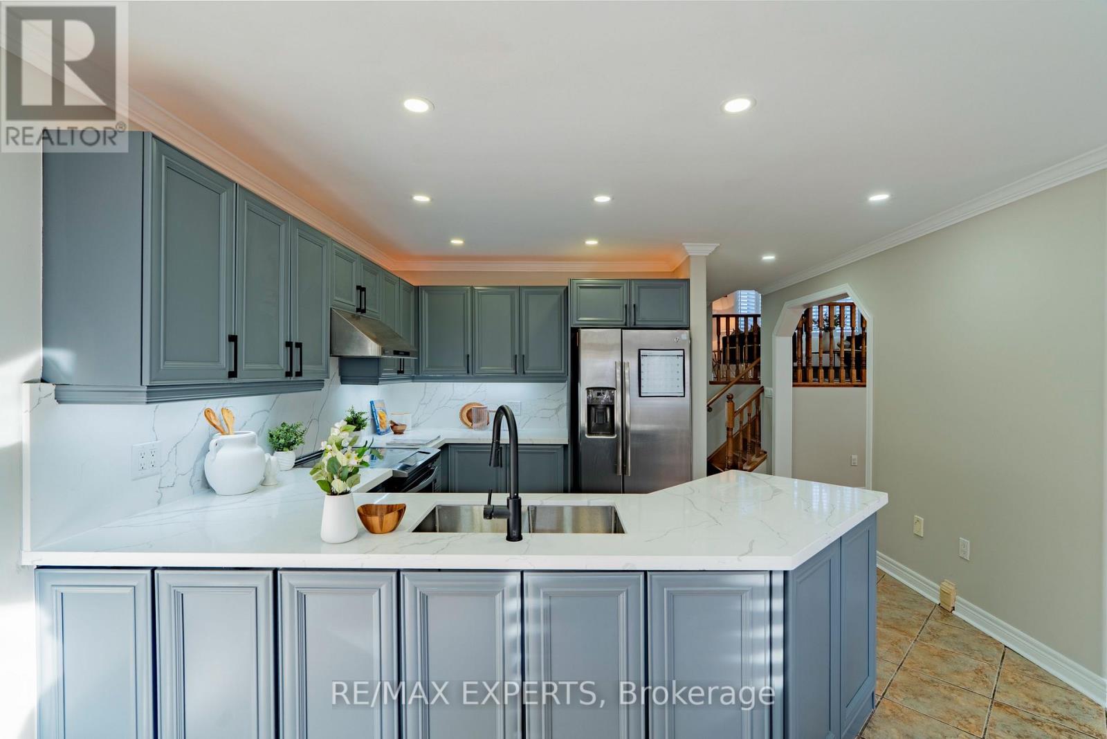 96 Sedgewick Circle, Brampton, Ontario  L7A 2P6 - Photo 12 - W13008680