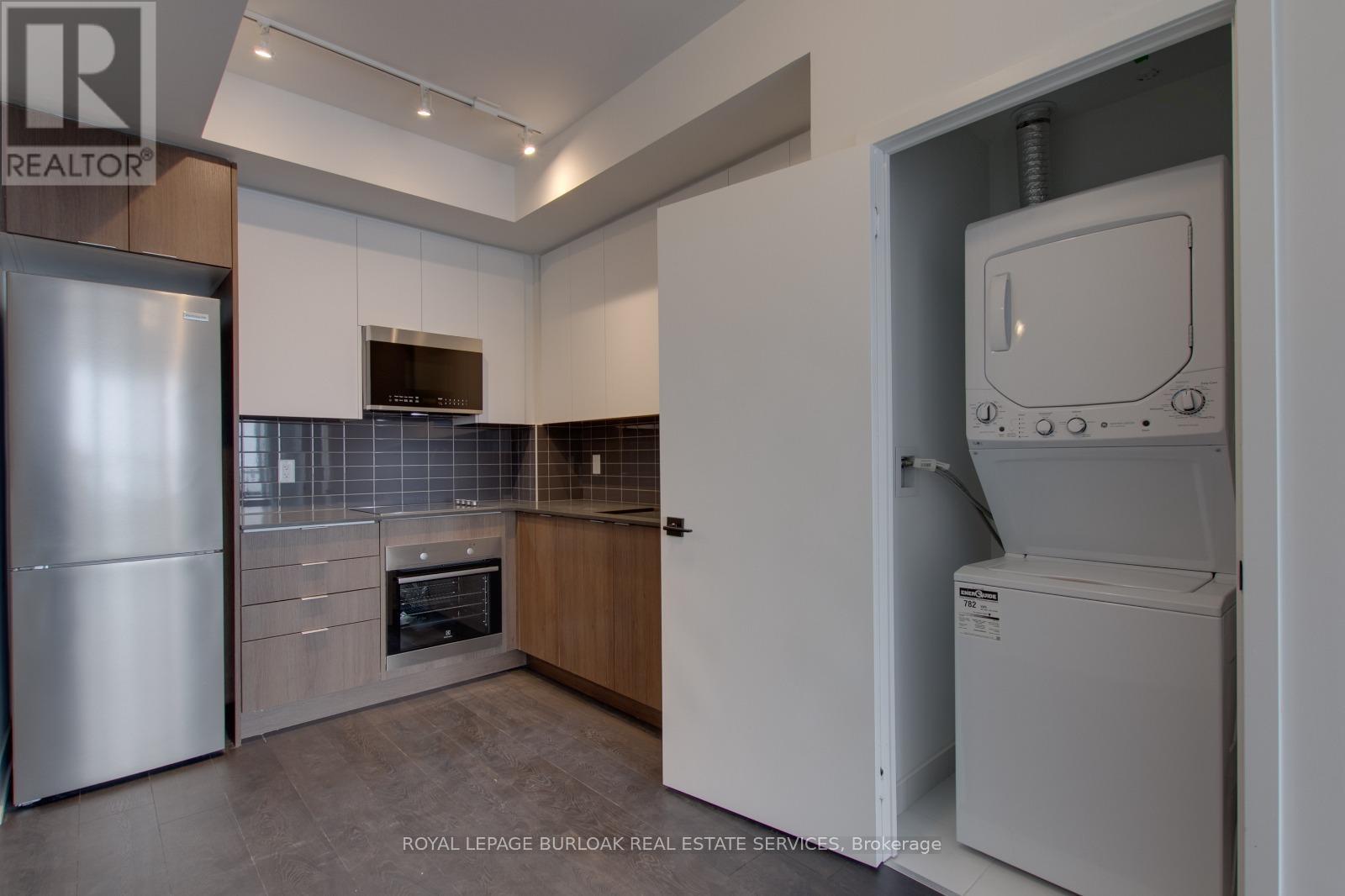 701 - 2481 Taunton Road, Oakville, Ontario  L6H 0G3 - Photo 6 - W13008684