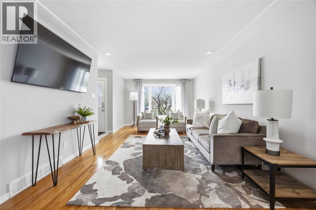 942 Exmouth Street, Sarnia, Ontario  N7S 1V9 - Photo 4 - 26007417