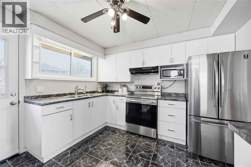 942 Exmouth Street, Sarnia, Ontario  N7S 1V9 - Photo 8 - 26007417