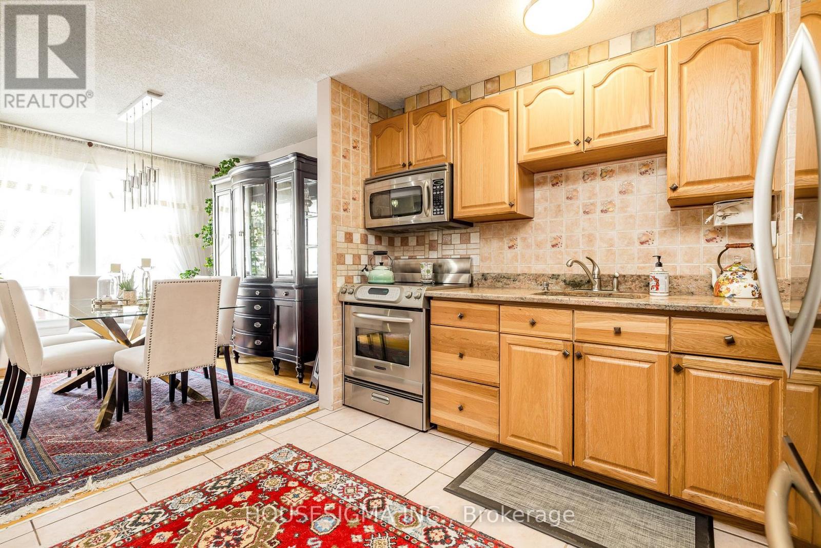 994 Charlton Drive, Ottawa, Ontario  K1J 8B3 - Photo 6 - X13008652