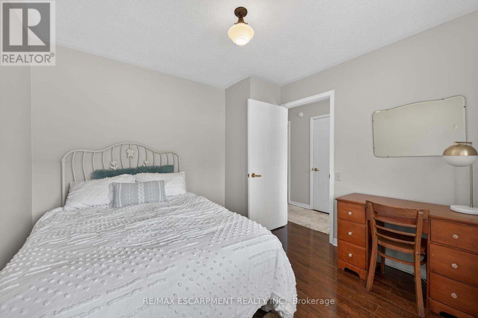 232 Silverbirch Boulevard, Hamilton, Ontario  L0R 1W0 - Photo 25 - X13008720