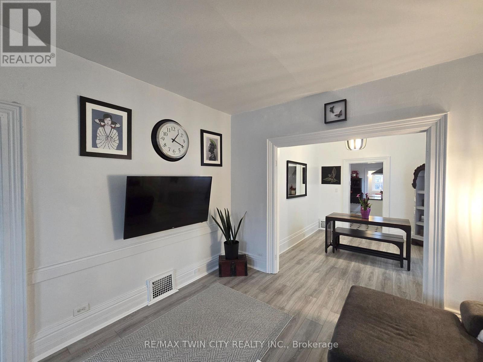 12 Pearl Street, Brantford, Ontario  N3T 3N4 - Photo 6 - X13008732