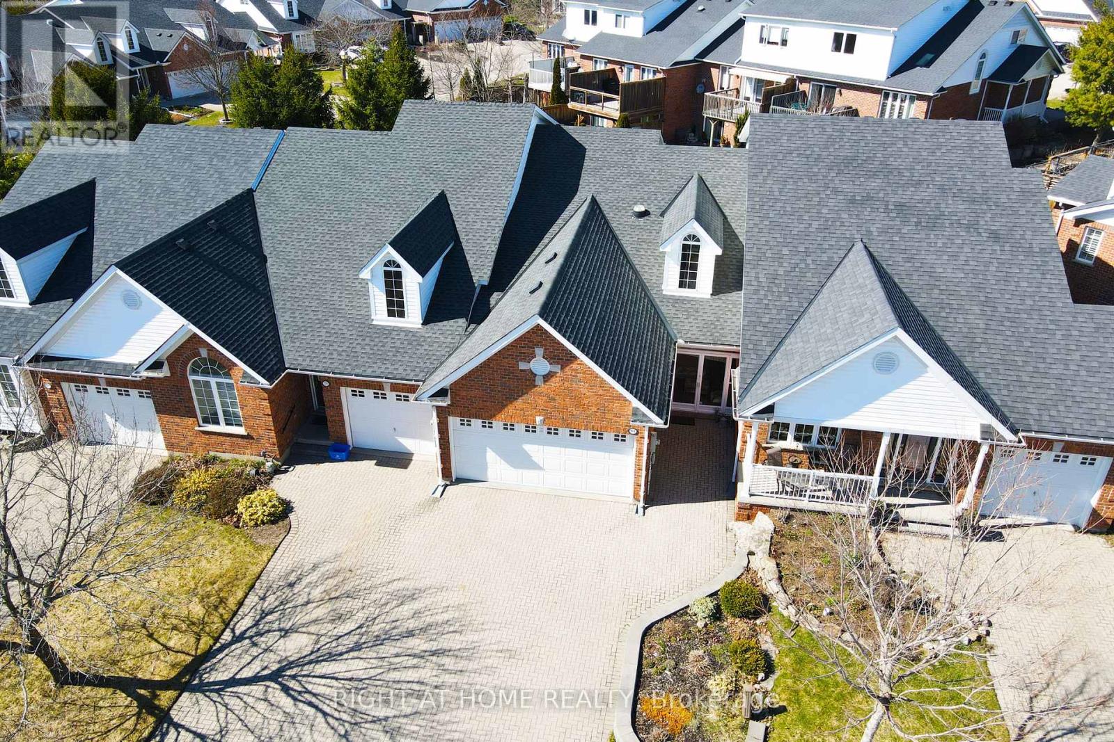 174 Riverwalk Place, Guelph/eramosa, Ontario  N0B 2K0 - Photo 2 - X13008756