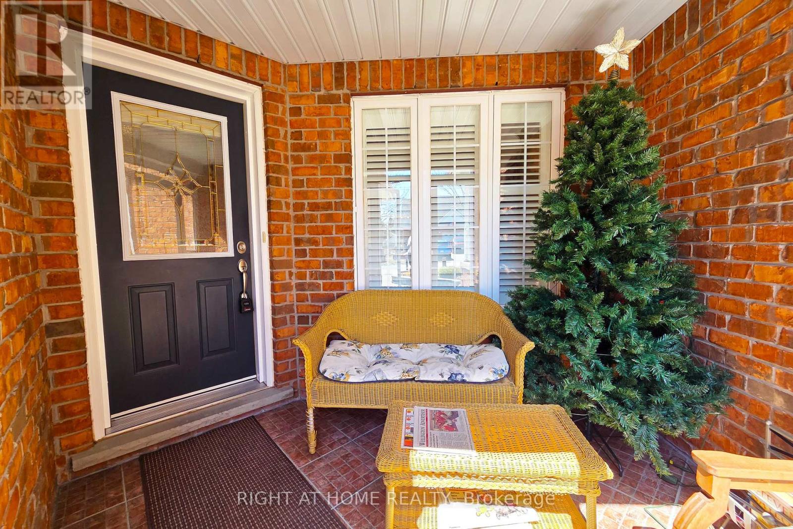 174 Riverwalk Place, Guelph/eramosa, Ontario  N0B 2K0 - Photo 3 - X13008756