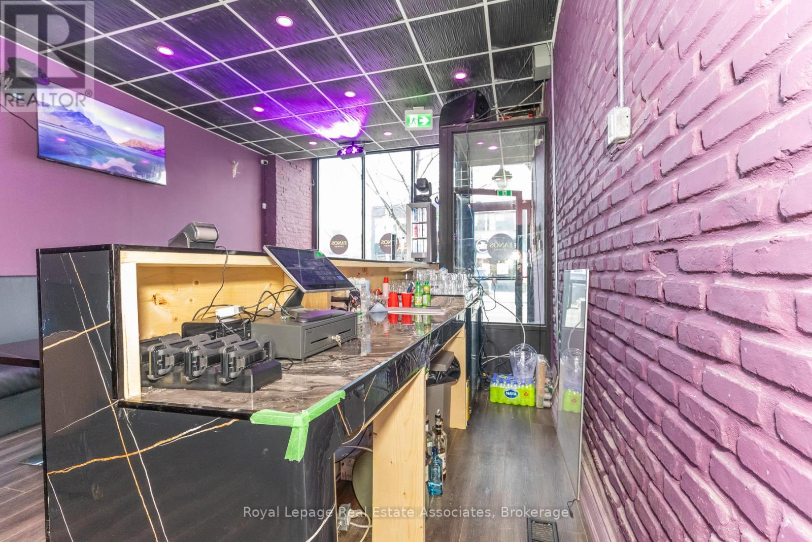 642 Bloor Street W, Toronto, Ontario  M6G 1K9 - Photo 5 - C12934902