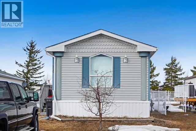 220,  Silver Pointe Dr, county of, Alberta