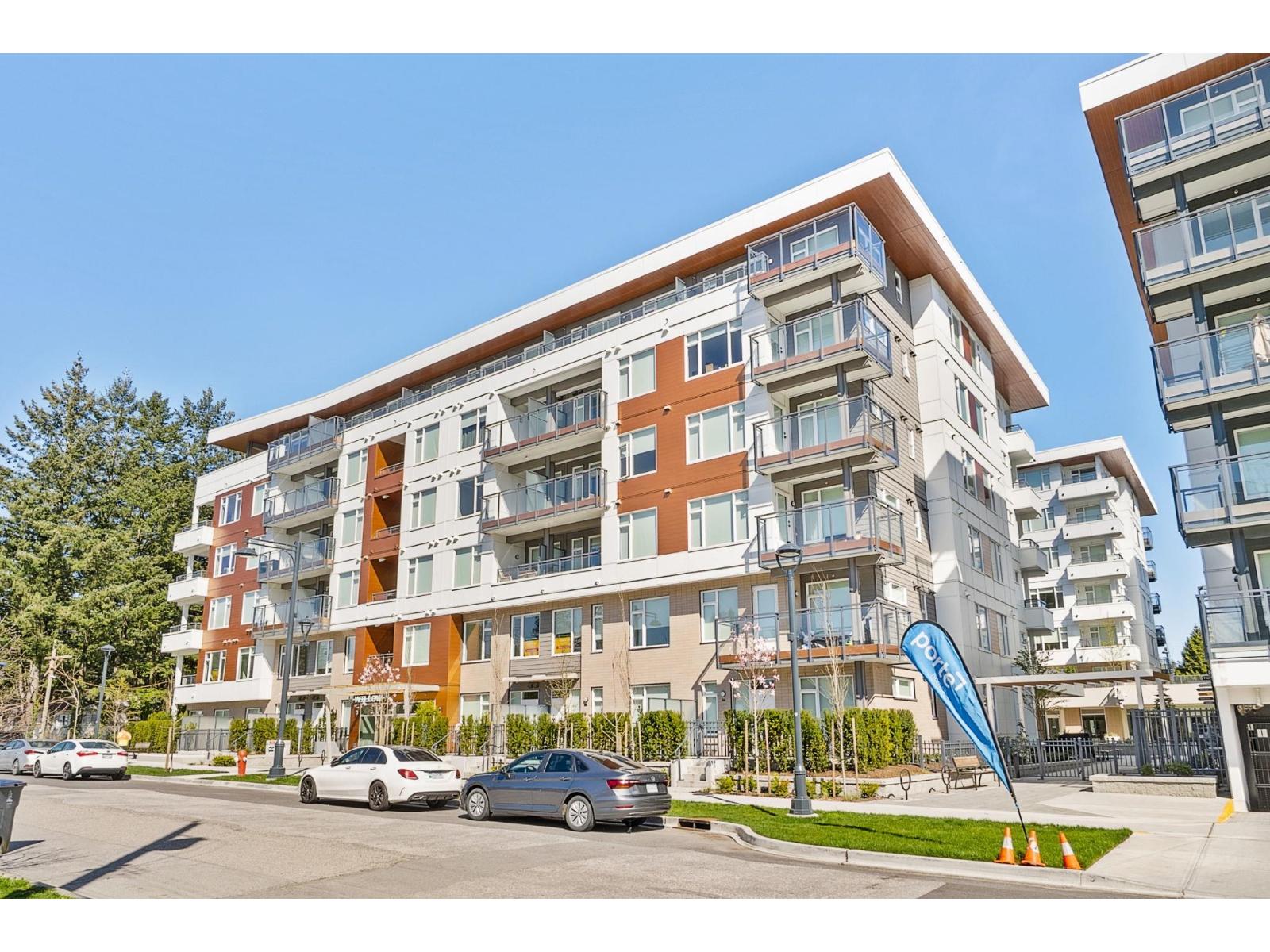 B102 10488 138a Street, Surrey, British Columbia  V3T 0W4 - Photo 2 - R3109864