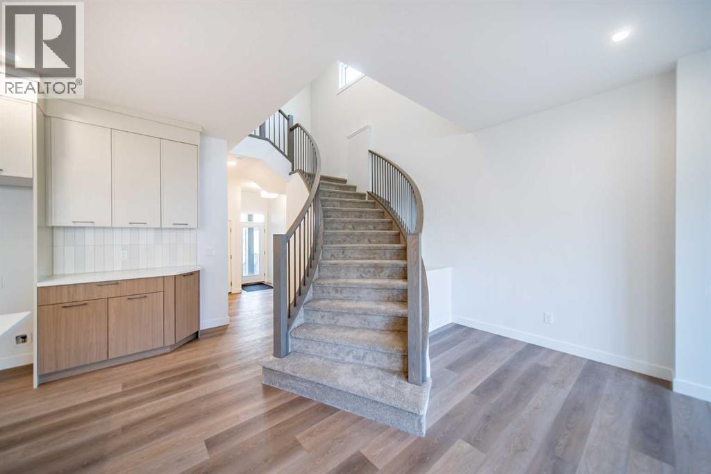 73 Royston Grove Nw, Calgary, Alberta  T3L 0M3 - Photo 15 - A2291753